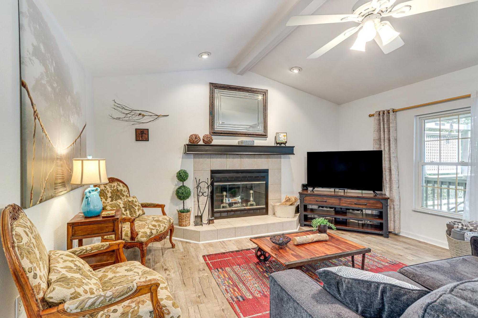 Pet-Friendly Home With Hot Tub In Blue Ridge! Екстер'єр фото