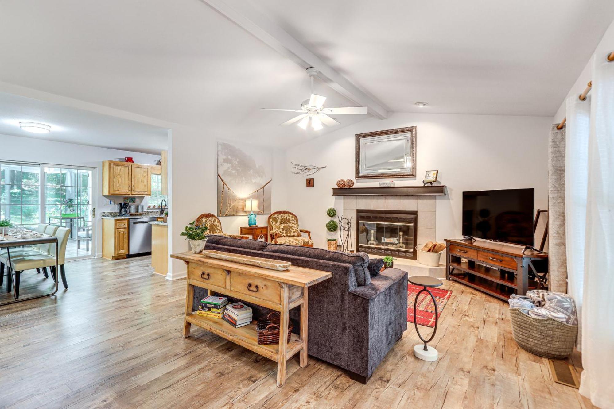 Pet-Friendly Home With Hot Tub In Blue Ridge! Екстер'єр фото